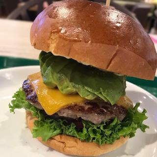 アボガドチーズバーガー(ヴィレッジヴァンガードダイナー下北沢店)