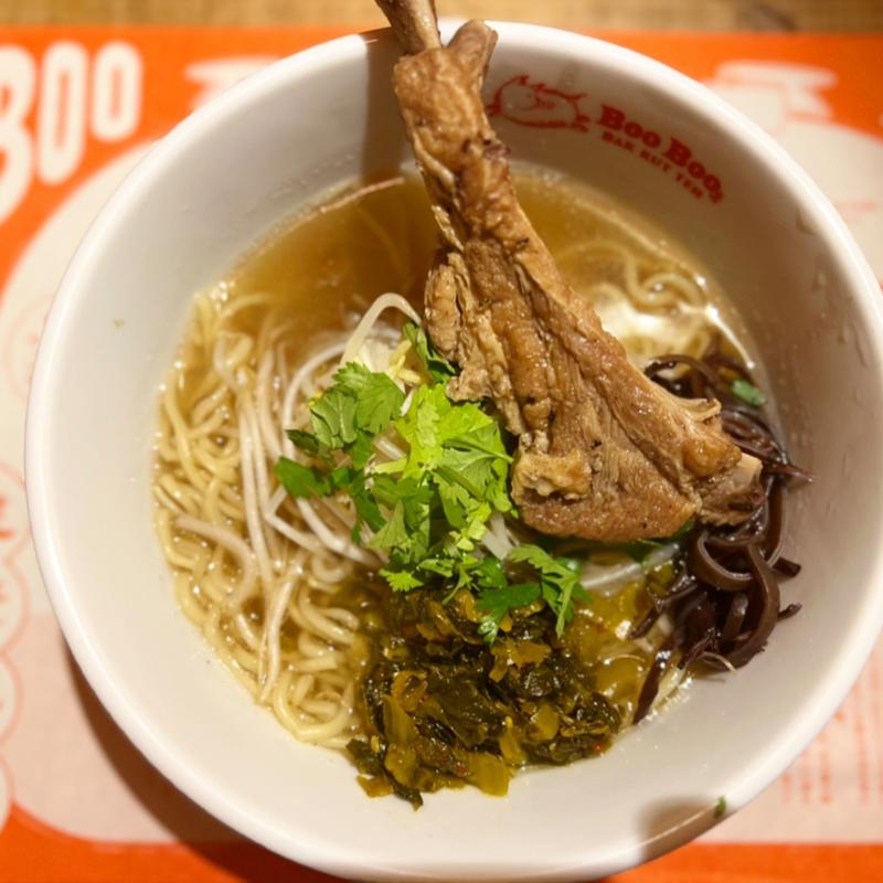 ラーメン(BOO BOO BAKKUTTEH)
