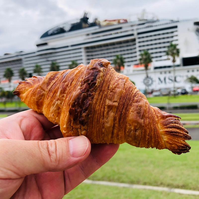 クロワッサン(boulangerie garde)