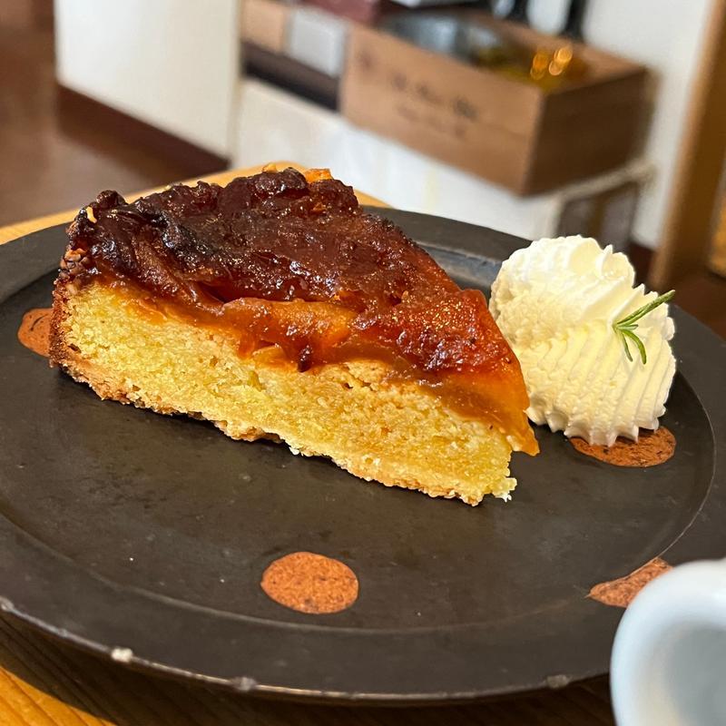 ケーキ(カレーとケーキ かぼちゃ家)