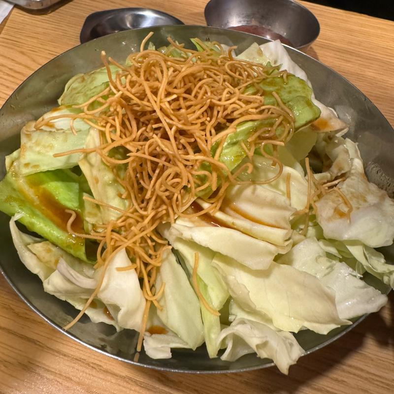 パリパリキャベツ(ホルモン青木 亀戸本店)