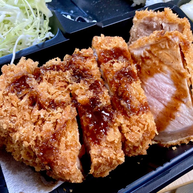 極厚ロースカツ定食（テイクアウト）(肉屋食堂　たけうち)