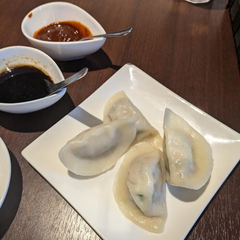 水餃子（4個）(酒茶房如意 )