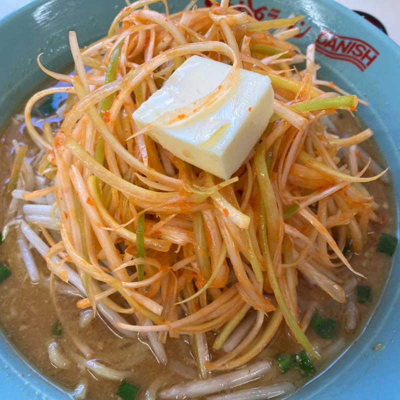 ねぎ味噌ラーメン+バター(くるまやラーメン横浜泉区店)