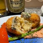 カニクリームコロッケ かにみそソース(和酒バル あず 日本酒バル 錦)