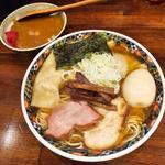 奈つやのもちもち雲呑味玉中華そば 奈つやの茶碗カレー