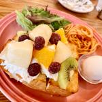 季節のフルーツトースト