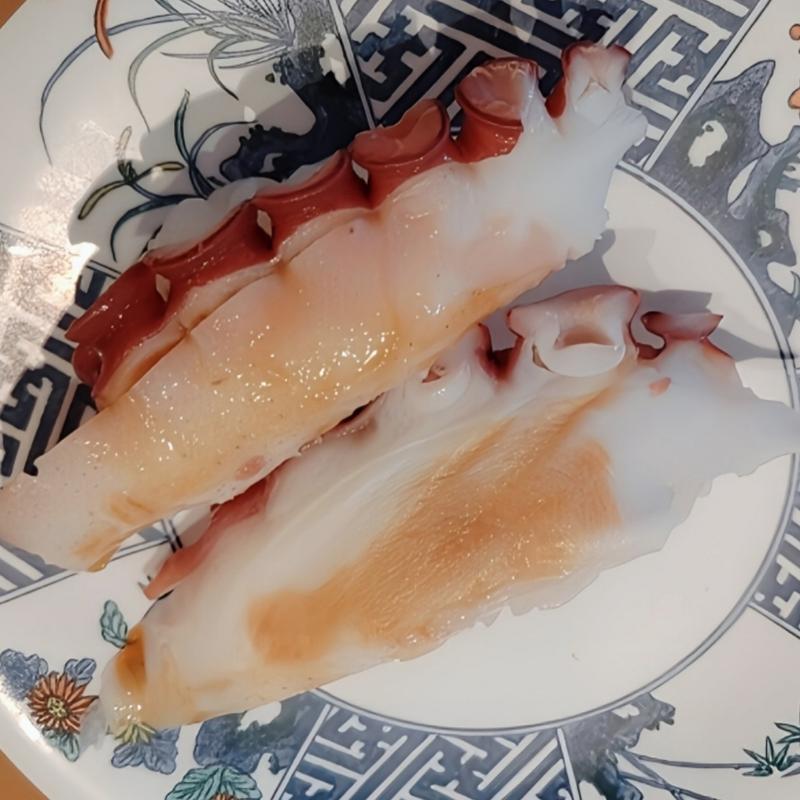 たこ(廻鮮寿司　塩釜港 塩釜店 （かいせんずし しおがまこう）)