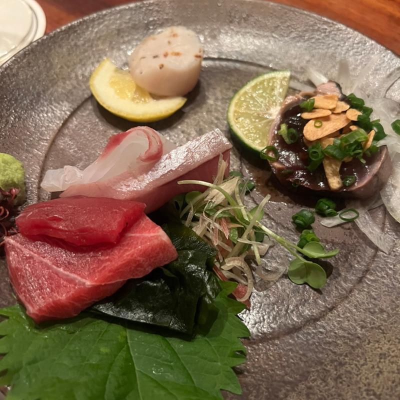 刺身盛り合わせ(DININGあじと )