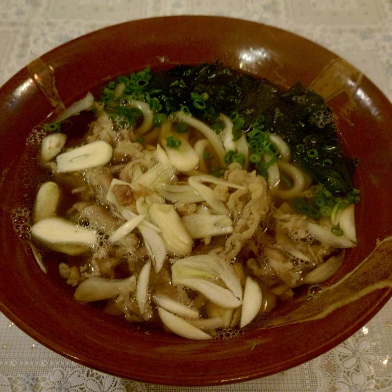 ニンニク肉うどん(大衆うどん つる亀)