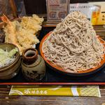 富士山盛り 天ぷら盛り合わせ キス天2枚(味奈登庵 関内南口店)