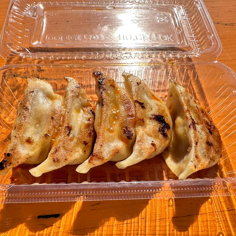 一品香 小山餃子(研究学園駅前公園)