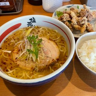 天然塩ラーメン(唐揚げセット)