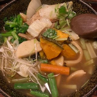 (魚籠屋 （びくや）)