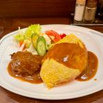 オムライスにミニハンバーグ