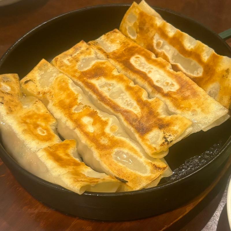 鉄鍋焼き餃子(5個)(同心居 花小金井店)