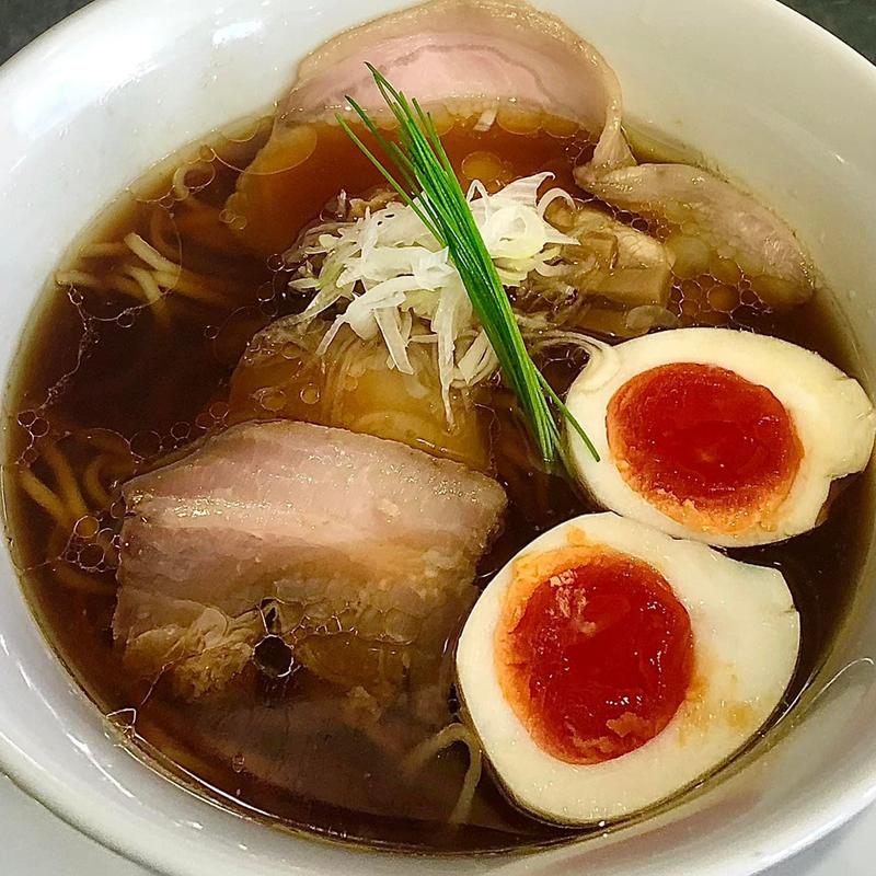 中華蕎麦(醤油)上(宍道湖しじみ中華そば琥珀 池袋店)