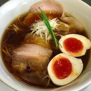 中華蕎麦(醤油)上(宍道湖しじみ中華そば琥珀 池袋店)