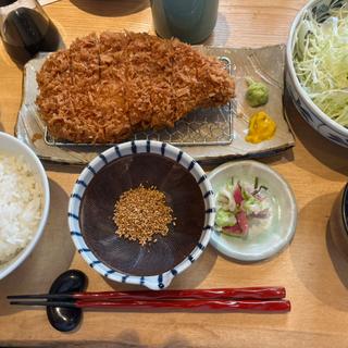 リブロースかつ定食　大