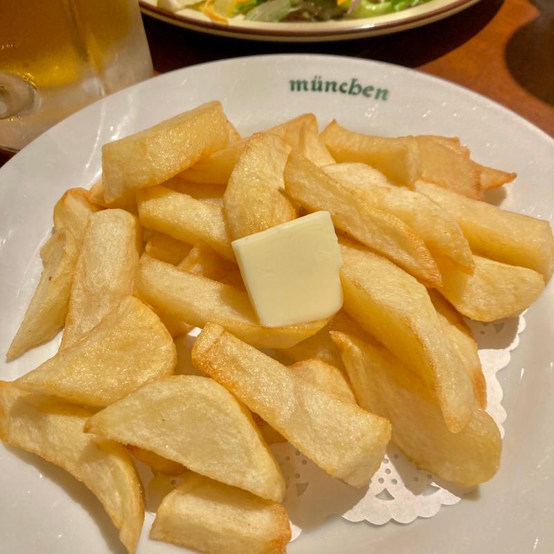 自家製ポテトフライ（バター添え）(ビヤレストラン ミュンヘン)