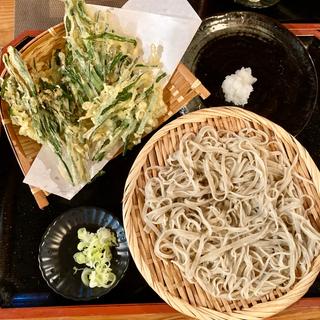 ニラ天そば