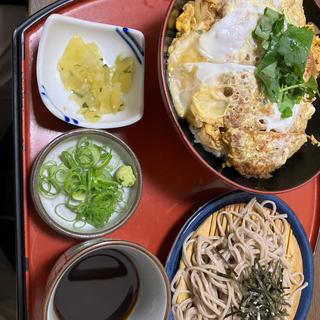 カツ丼と麺(和食麺処サガミ 岡崎羽根店)