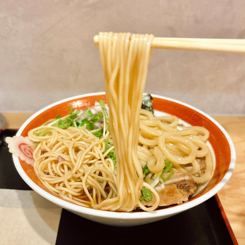 伊吹いりこと羊の中華そば(瀬戸内食堂ねいろ屋)