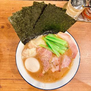 特製ラーメン(豚骨蒼翔)