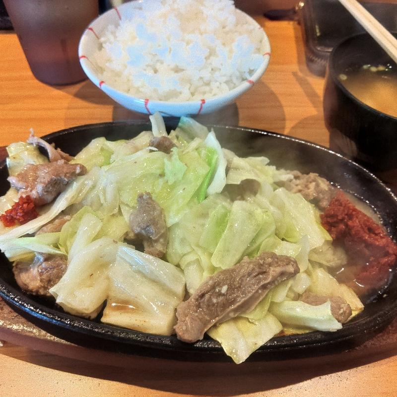 鉄板焼肉定食(スタミナ鉄板 博多アイアンマン 福重店)