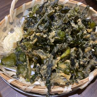 宮城県産わかめの唐揚げ(酒場食堂 菊富士本店 勝田台駅)