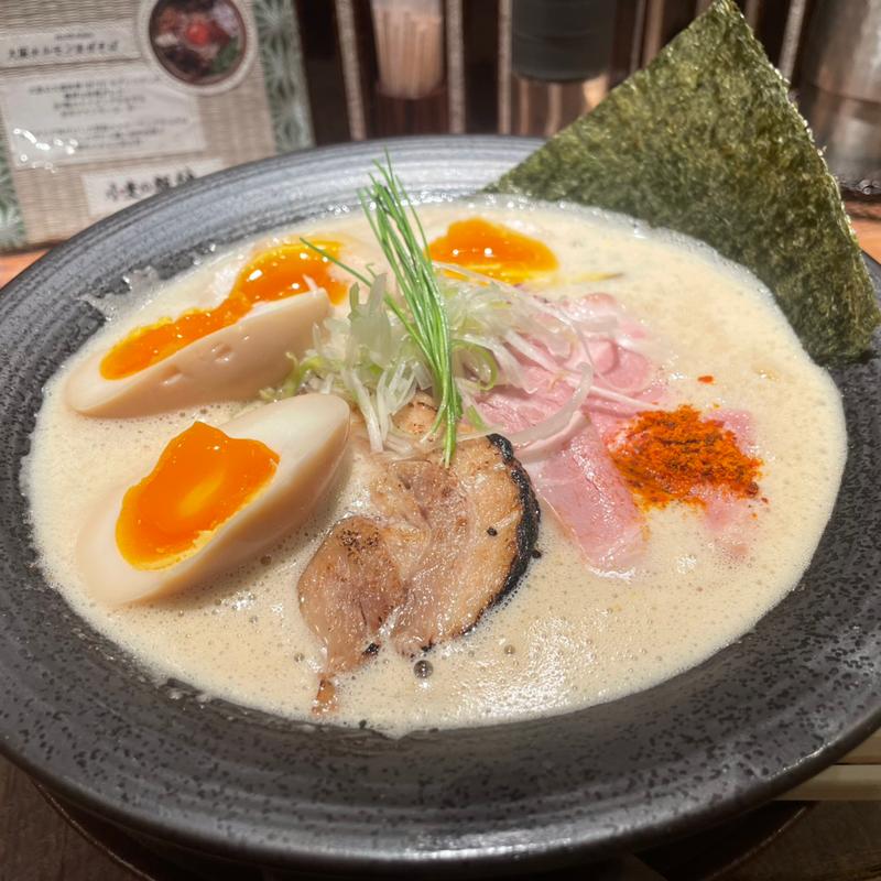 名物大阪鶏白湯Special(+とろり味玉)(小麦の麺神 KITTE大阪店)