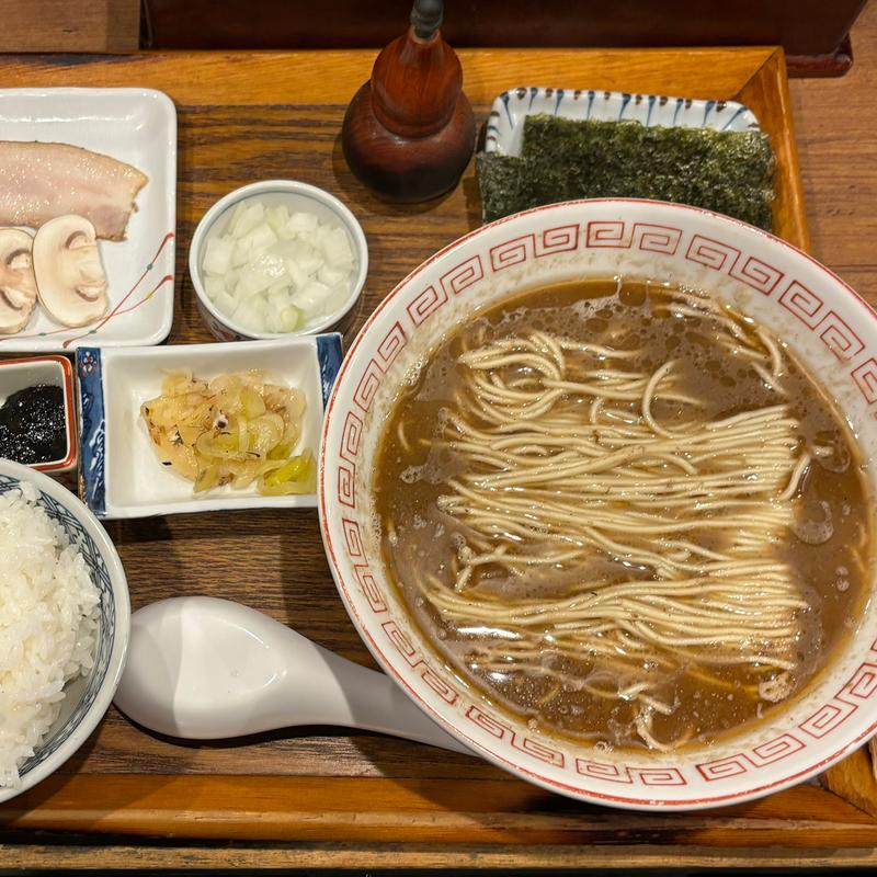 マッシュルーム定食(炭火焼濃厚中華そば　奥倫道)
