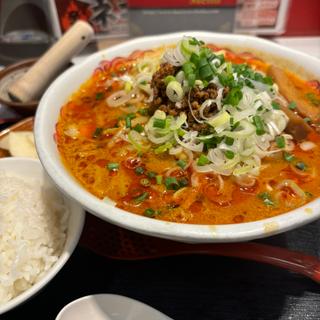 赤辛担々麺(中華飯店　幡龍 イオンモールつがる柏店 （バンリュウ）)