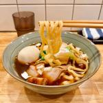 だしそば(味玉入り)中太麺