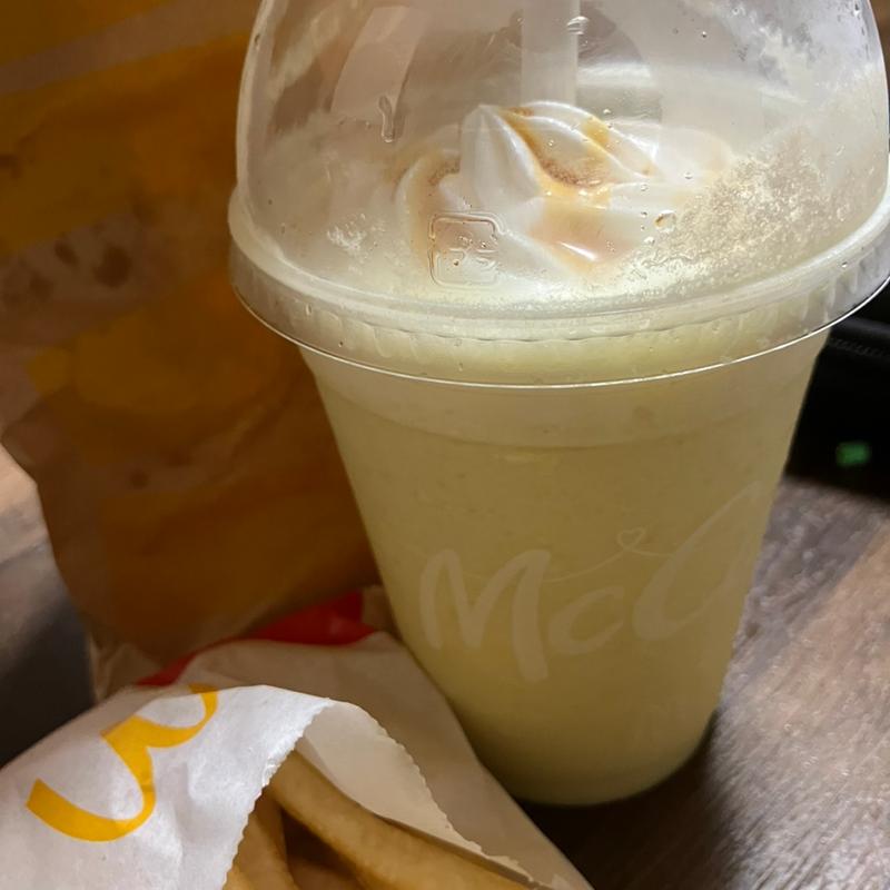 りんごフラッペ(マクドナルド 南海難波駅中央口店)