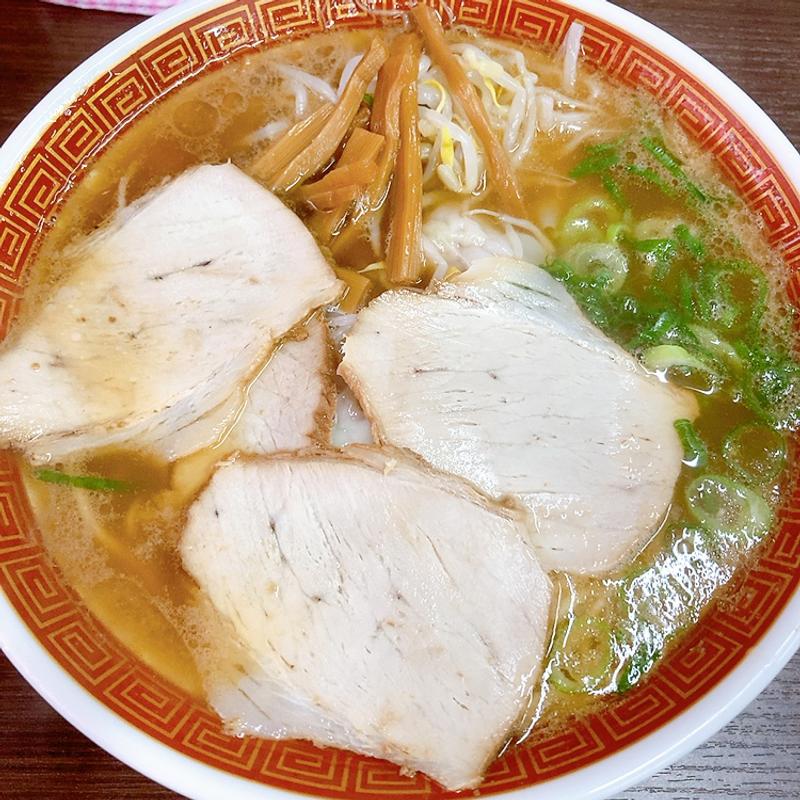 ワンタンメン(上海総本店)