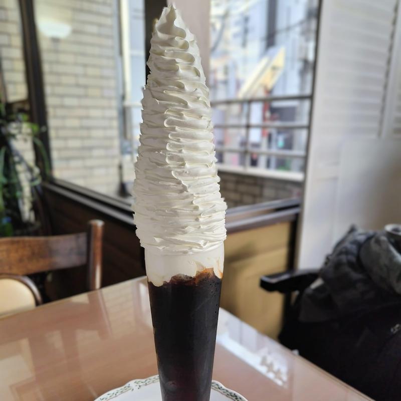 アイスウインナーコーヒー(喫茶 ツヅキ)