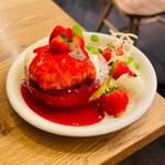 いちごとクレームダンジュのパンケーキ(カフェ アクイーユ 恵比寿)