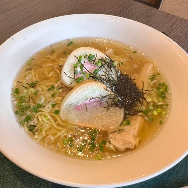鶏塩らぁ〜麺(きはちらくはち 本店 )