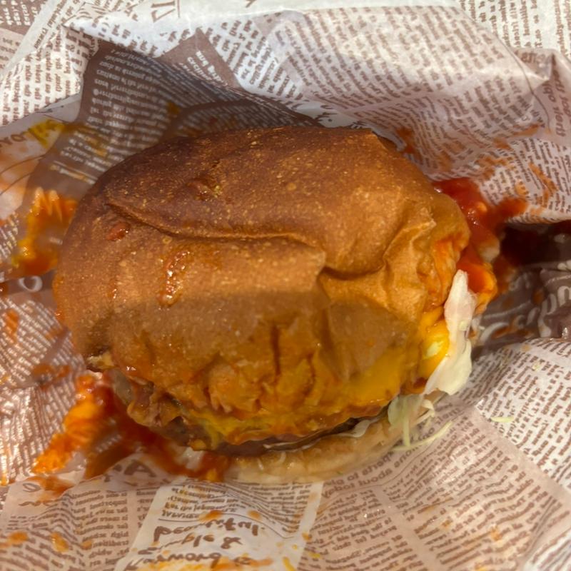 チーズバーガー(ミルミル本舗 石垣空港店 )