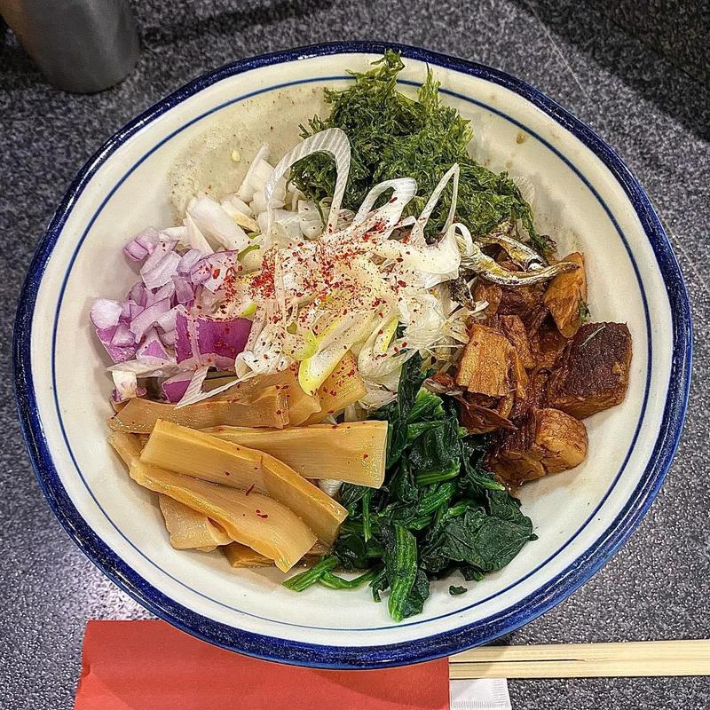 魚三のまぜそば(烈志笑魚油 麺香房 三く)