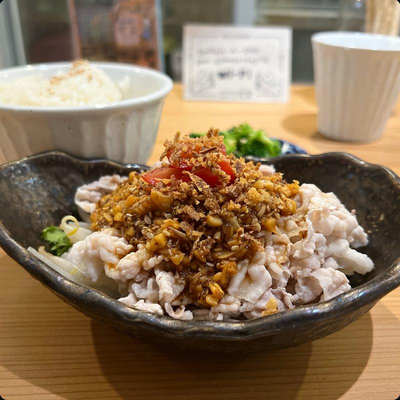 よだれ豚(075食堂)