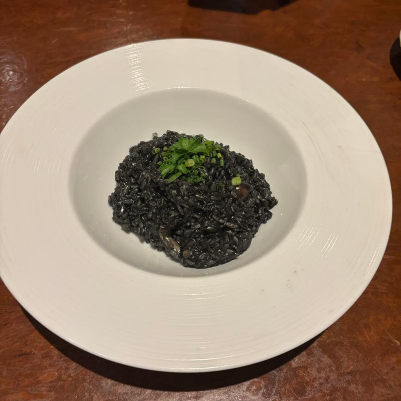 イカスミリゾット(蔵下 （クラシタ）)