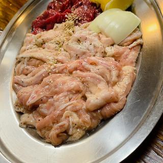 牛舌　セセリ　塩ほるも(焼肉苑 大門)