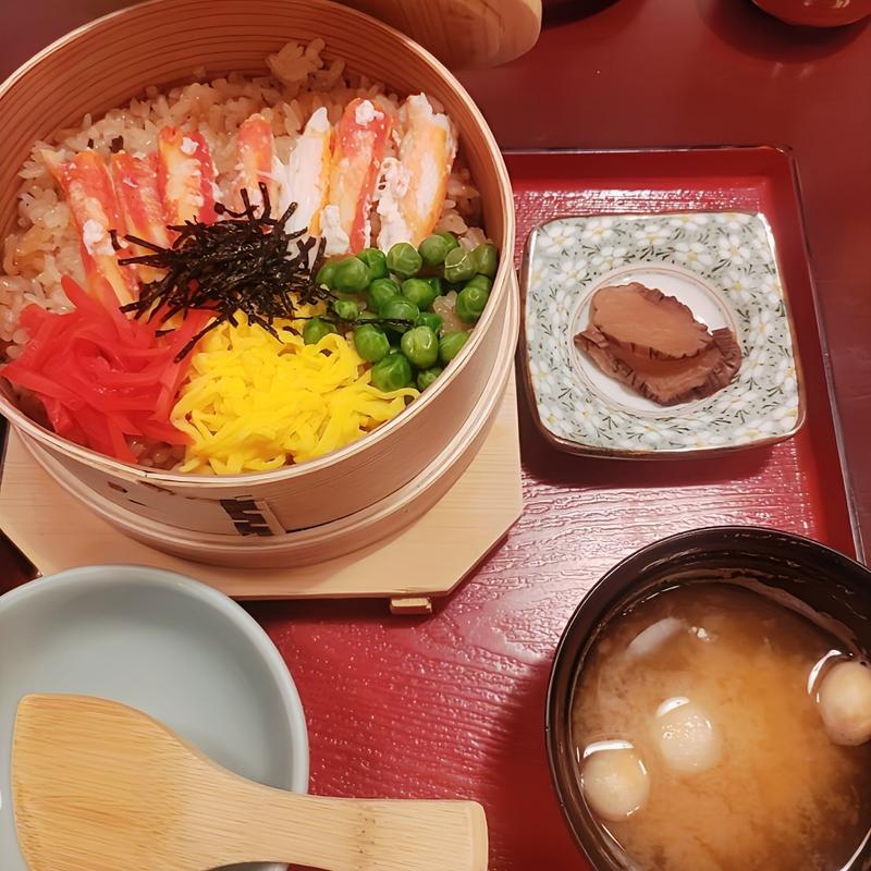 かにわっぱめし(稲庭本舗明治佐助商店)