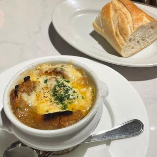 オニオングラタンスープ