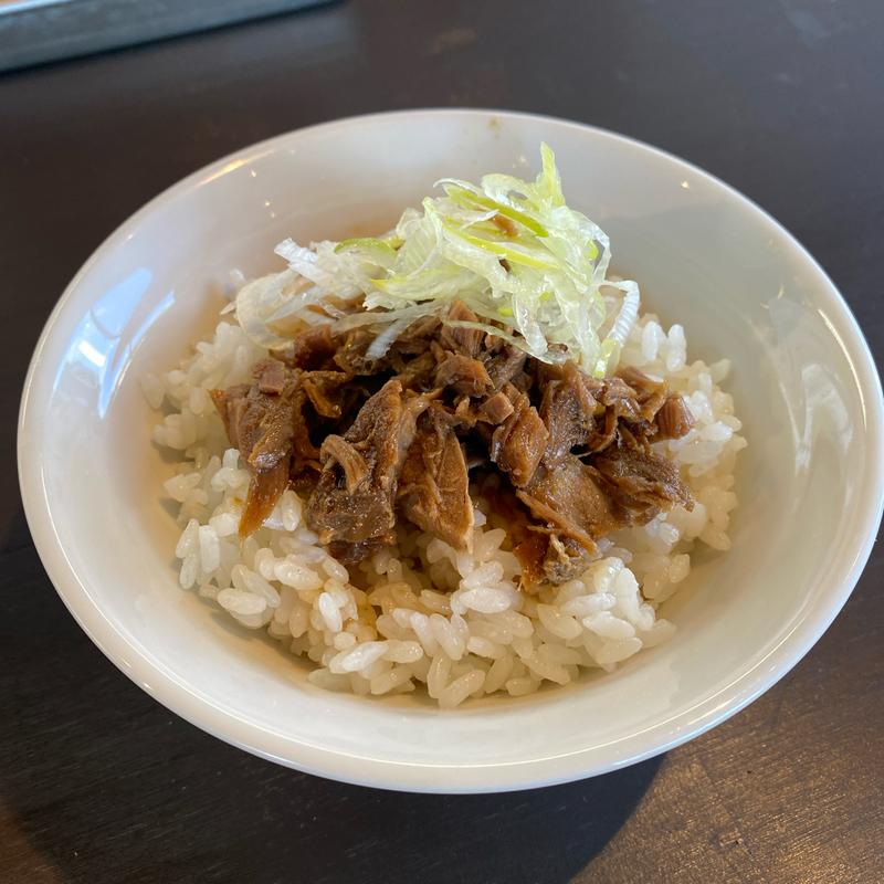 ミニチャーシュー丼(金まる餃子)
