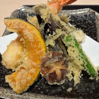 (鮨処 西鶴 本店 （サイカク）)