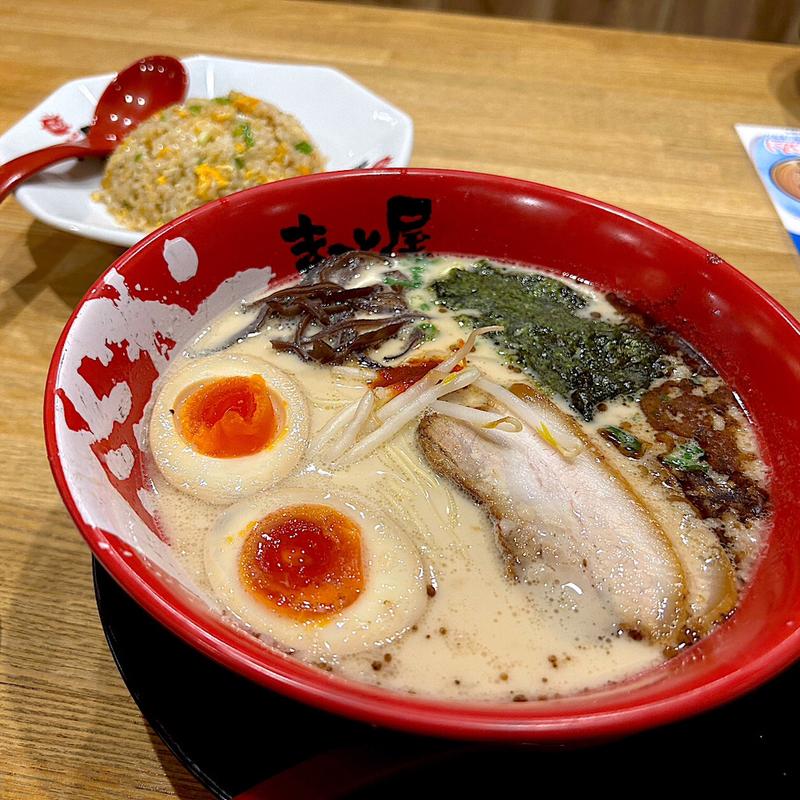 黄金半チャーハン定食(とろーり煮玉子牛じゃん)(ラーメン まこと屋)