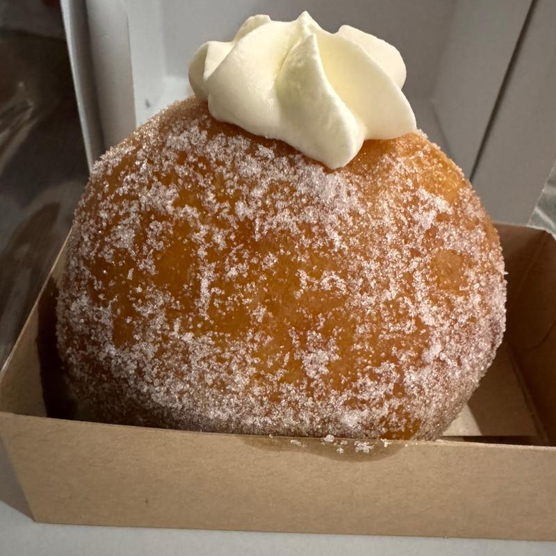 暁ひみつの生本気ドーナツ(暁 patisserie FURUTA (あかつきパティスリーフルタ))